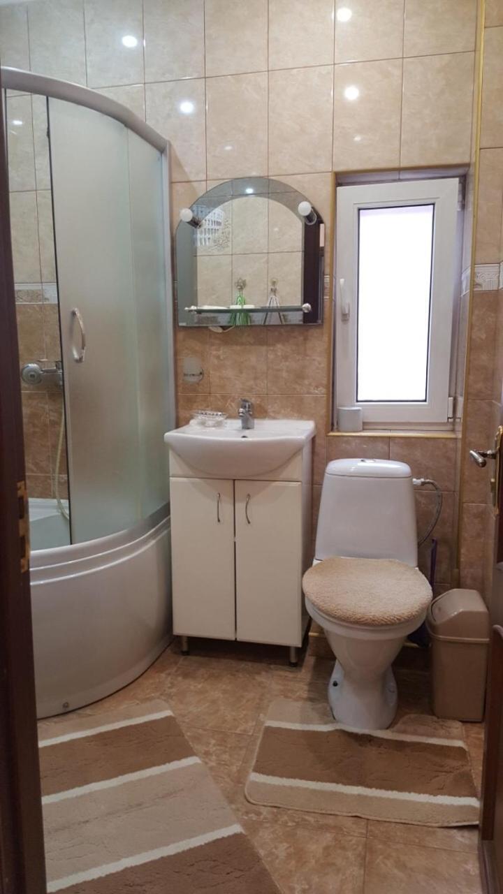 Zatishok Guest House ラーヒフ エクステリア 写真
